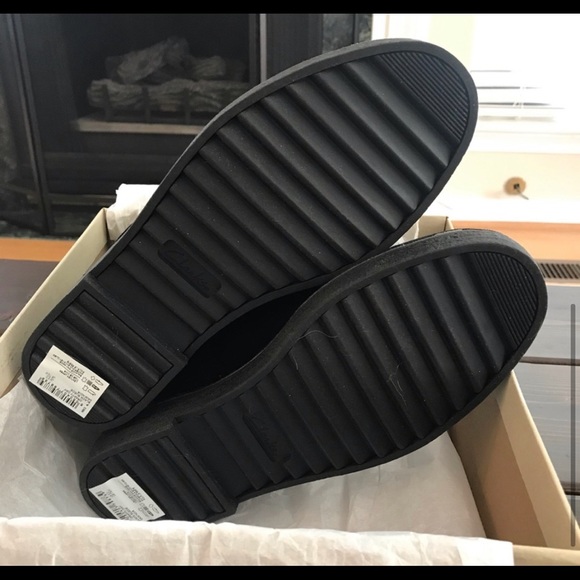 Clark’s Drafty Day Suede Boot, size 7.5 - Picture 7 of 7